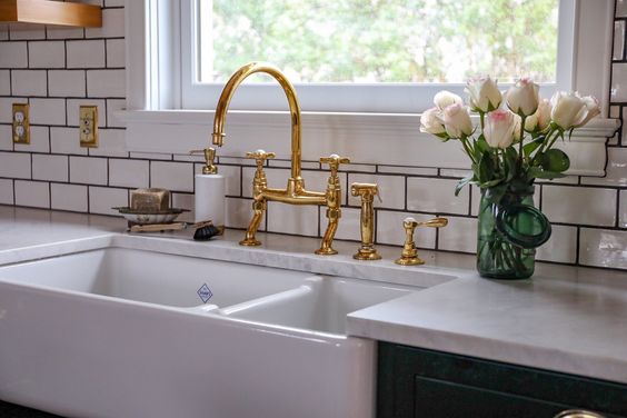 Shaws Edgeworth Double Bowl 1000mm Fireclay Butlers Sink