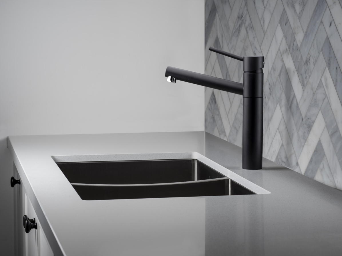 Spectra 1 & 1/2 Bowl Sink Gun Metal