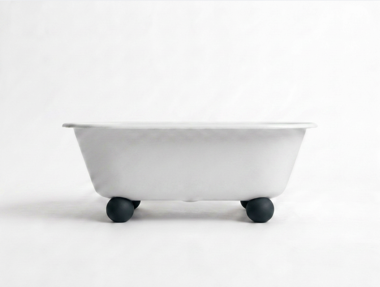 Liberty Ball Feet Free Standing Bath